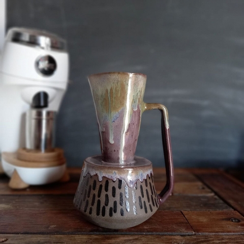 A new immersion brewer from local Ceramist: Koffie Seriously - <p>We love hearing about new coffee brewers and Gareth Newton from Koffie Seriously got in touch recently with a new take on an old style of brewing.



It is based on the cupping principle, the...</p>
