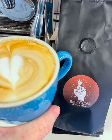 Coffee Club Review: Fingers Crossed - Malawian Geisha! - <p>Over the next few weeks we will be tasting all the delicious coffees that are part of the Discover Great Coffee Club this quarter! Yay!



What lucky fishes we are to be able to taste such an arra...</p>