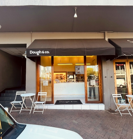 Grab it & go at luxury spot Dough&Co! - <p>By Ayanda Dlamini 


Dough&co. -  40 7th Avenue, Corner 3rd Ave, Parktown North, Randburg, 2193



Whether you’re seeking a peaceful morning retreat or a vibrant aftern...</p>