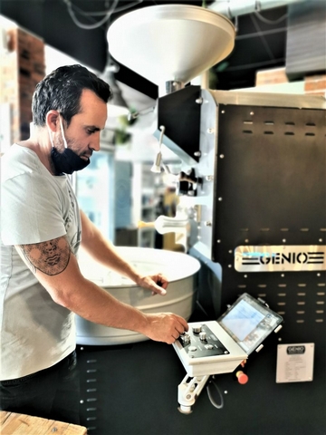 Roaster Focus: Customising Your Roaster - <p>The next installment of roaster knowledge from Neil Maree, co-founder and chief engineer behind Genio Roasters.


Deciding on the bells and whistles for your coffee roaster

Now that you have dec...</p>