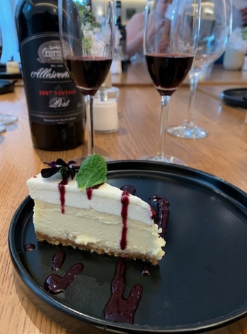 Hidden Gems: Allesverloren X One Durban - <p>Other than coffee shops, finding great hidden gems in the foodie and wine world is one of our other favourite things to do! Recently, we were invited to attend an unusual pairing of wines, personaliti...</p>