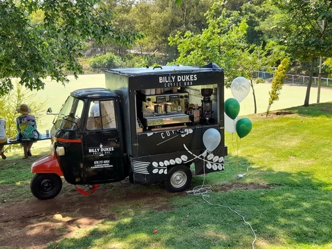 Moving on Up: Mobile Coffee Bars to Discover - <p>Moving on Up

These mobile coffee gurus are bringing the coffee to you, wherever you are.

Words By Winston Thomas

Even as the weather makes us want to bundle up inside, the outdoors are callin...</p>