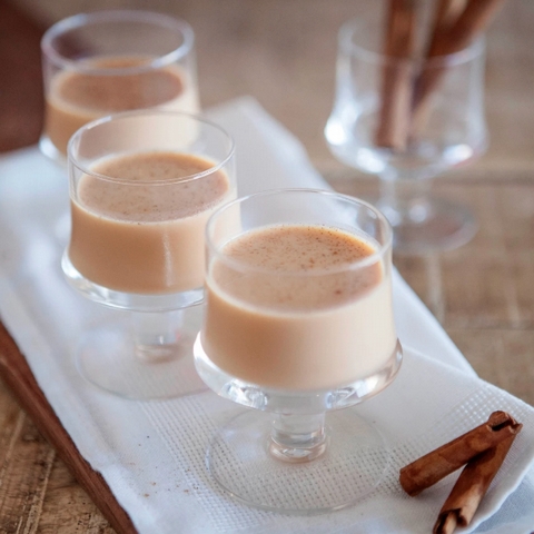 Recipe: Red Milk Tart Liqueur - <p>Ok guys, be honest, you all went and stocked up the liquor cabinet this week right? Or all your online shopping arrived at once #winning! Cheers to the weekend!

Looking to serve something delicious...</p>